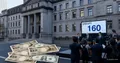 Bank of Japan Rate Hike: Yen Falls to 160